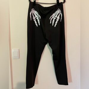 Women’s Skeleton Hands Black Leggings